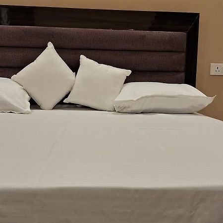 Отель Shree Janki Palace Ayodhya Экстерьер фото
