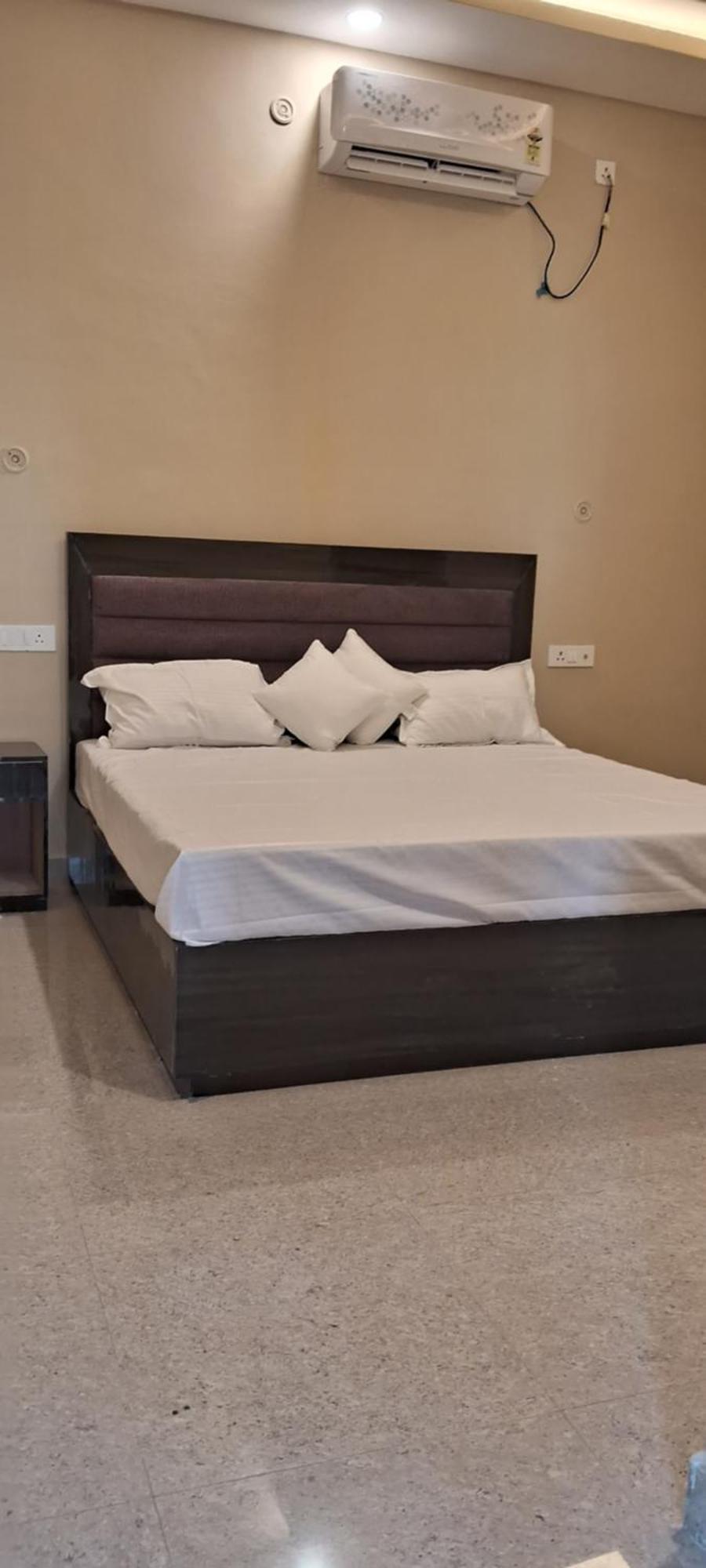 Отель Shree Janki Palace Ayodhya Экстерьер фото